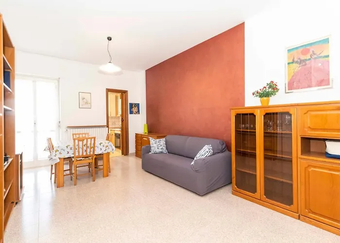 Апартаменты Cityview Balcony Flat