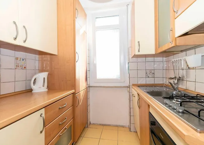 Апартаменты Cityview Balcony Flat