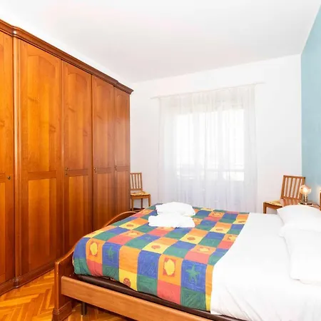 Cityview Balcony Flat Турин